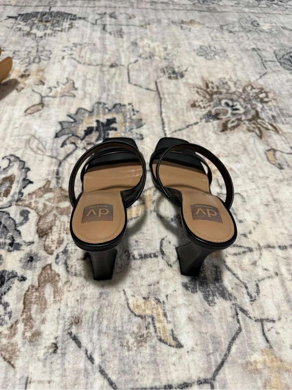 DV by Dolce Vita chic black